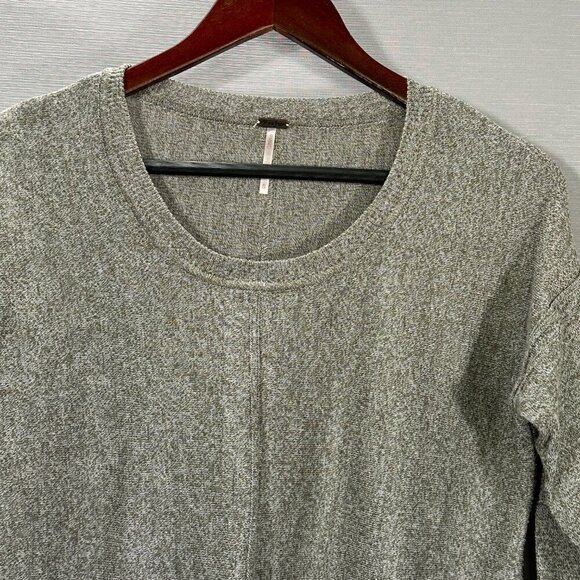 Poof Top Womens Small Tan Stretch Knit Long Sleeve Pullover High Split Side Hem - Picture 2 of 6